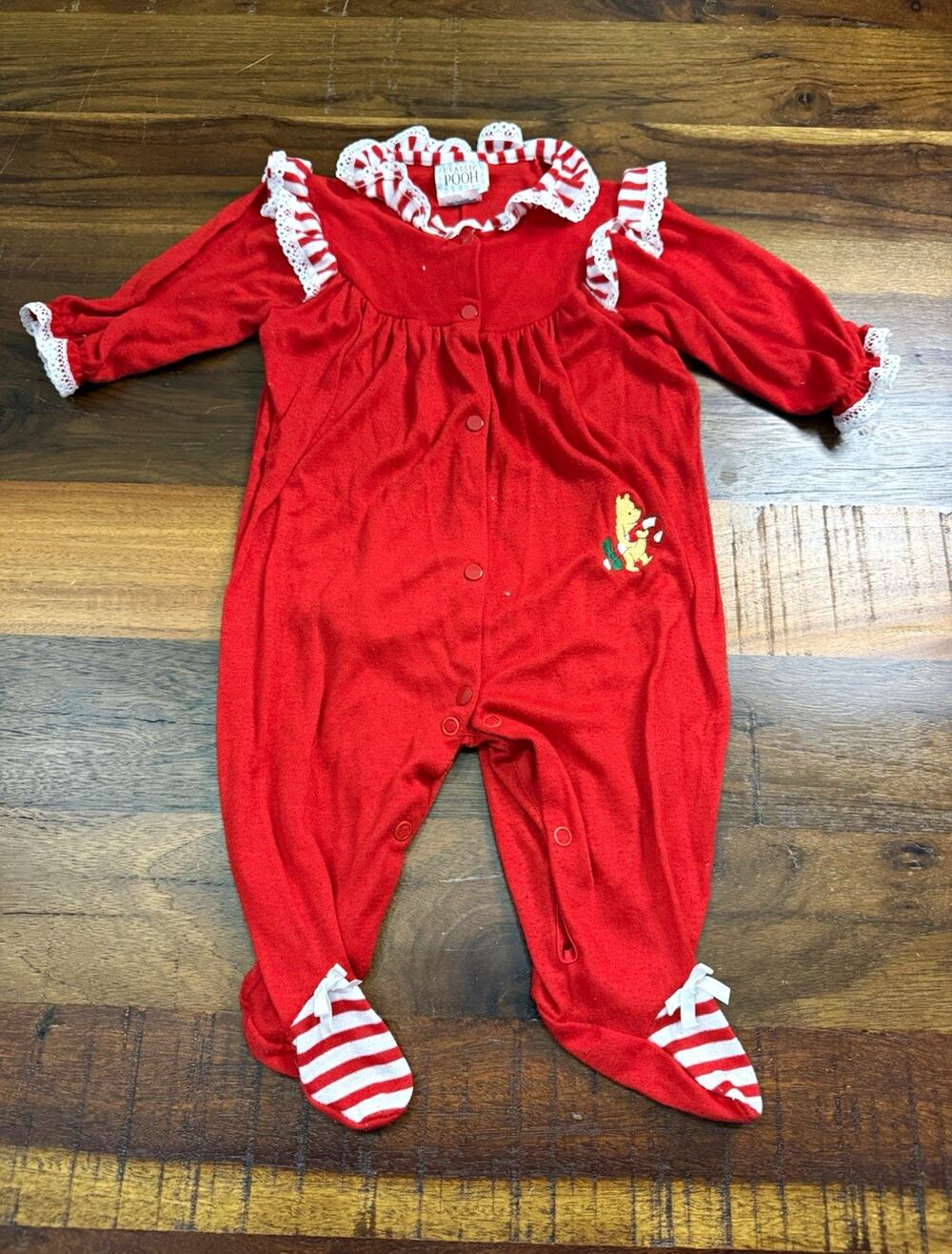 Vintage Christmas Winnie the Pooh Red Footed One-Piece Snap Long Sleeve 14-18 lb